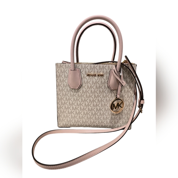 Michael Kors Handbags - Michael Kors Mercer messenger crossbody purse, pink and cream bag